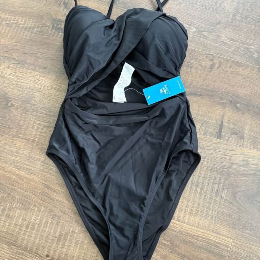 Cupshe Size small bathing suit - BRAND NEW